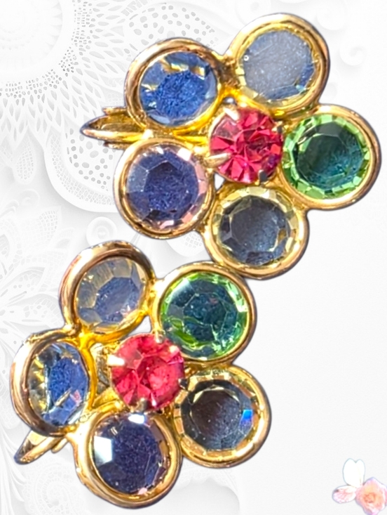 Unsigned Jewelry - Gorgeous Crystal Clip On Earrings Vintage Multicolor Gold Tone 858